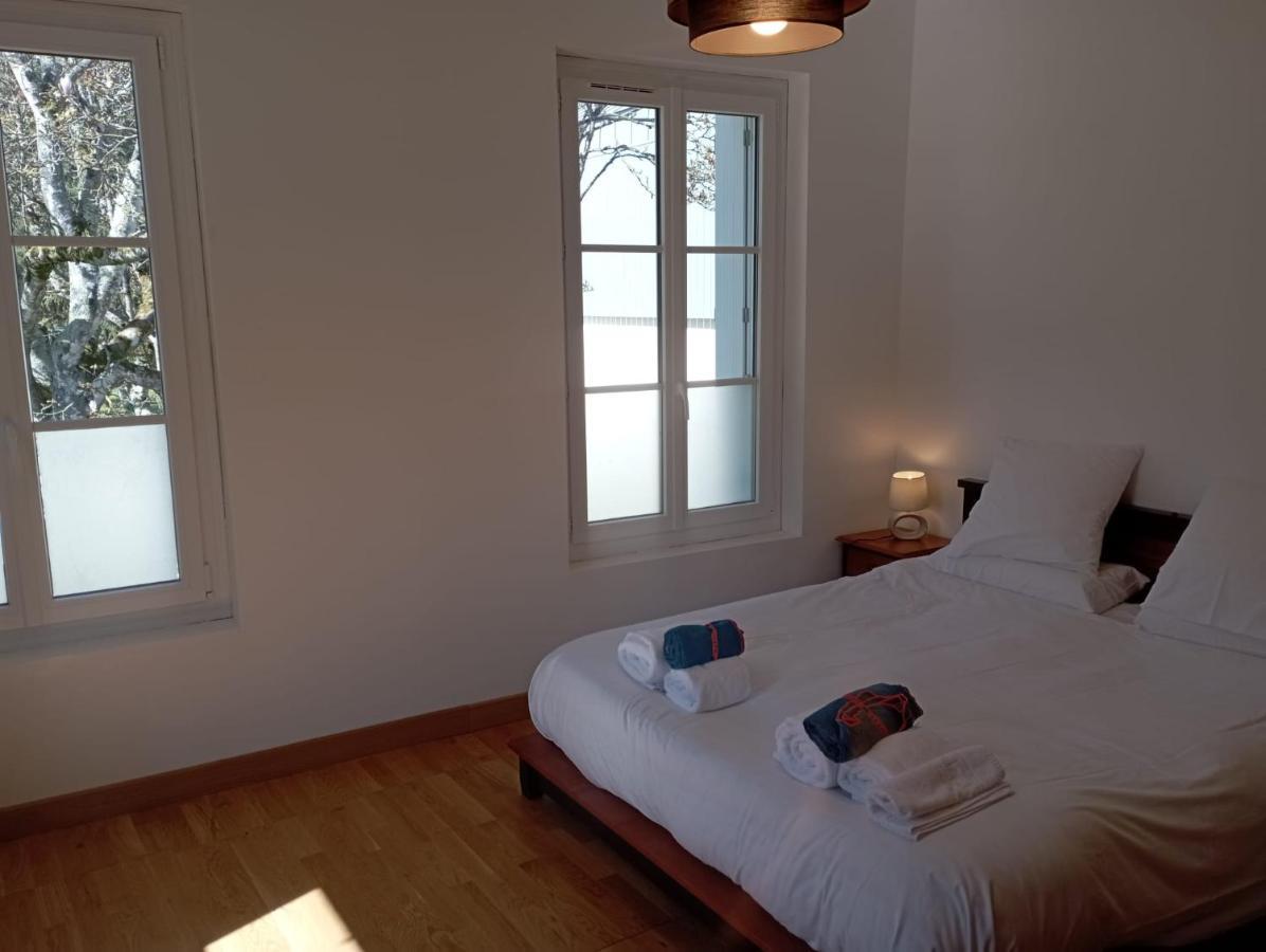Le Domaine Du Cerf - Gites, Nature Et Spa Saint-Ouen-les-Vignes Esterno foto