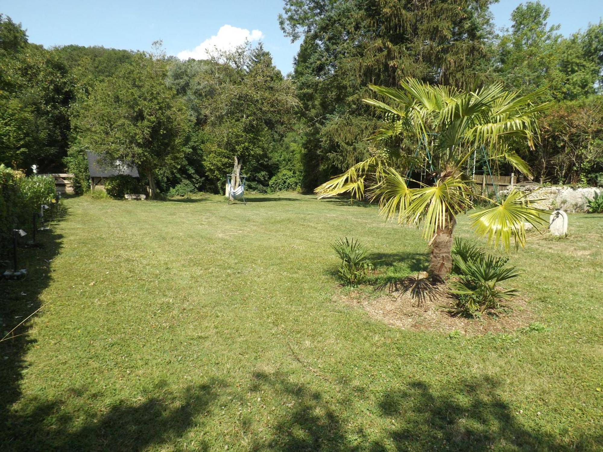 Le Domaine Du Cerf - Gites, Nature Et Spa Saint-Ouen-les-Vignes Esterno foto